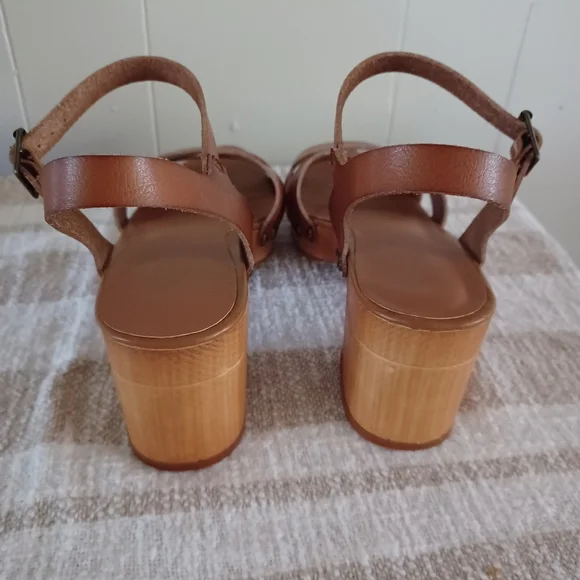 Altar’d State Holly Wedge Heel Clog Sandals Shoes Brown Leather Women’s - Picture 6 of 6